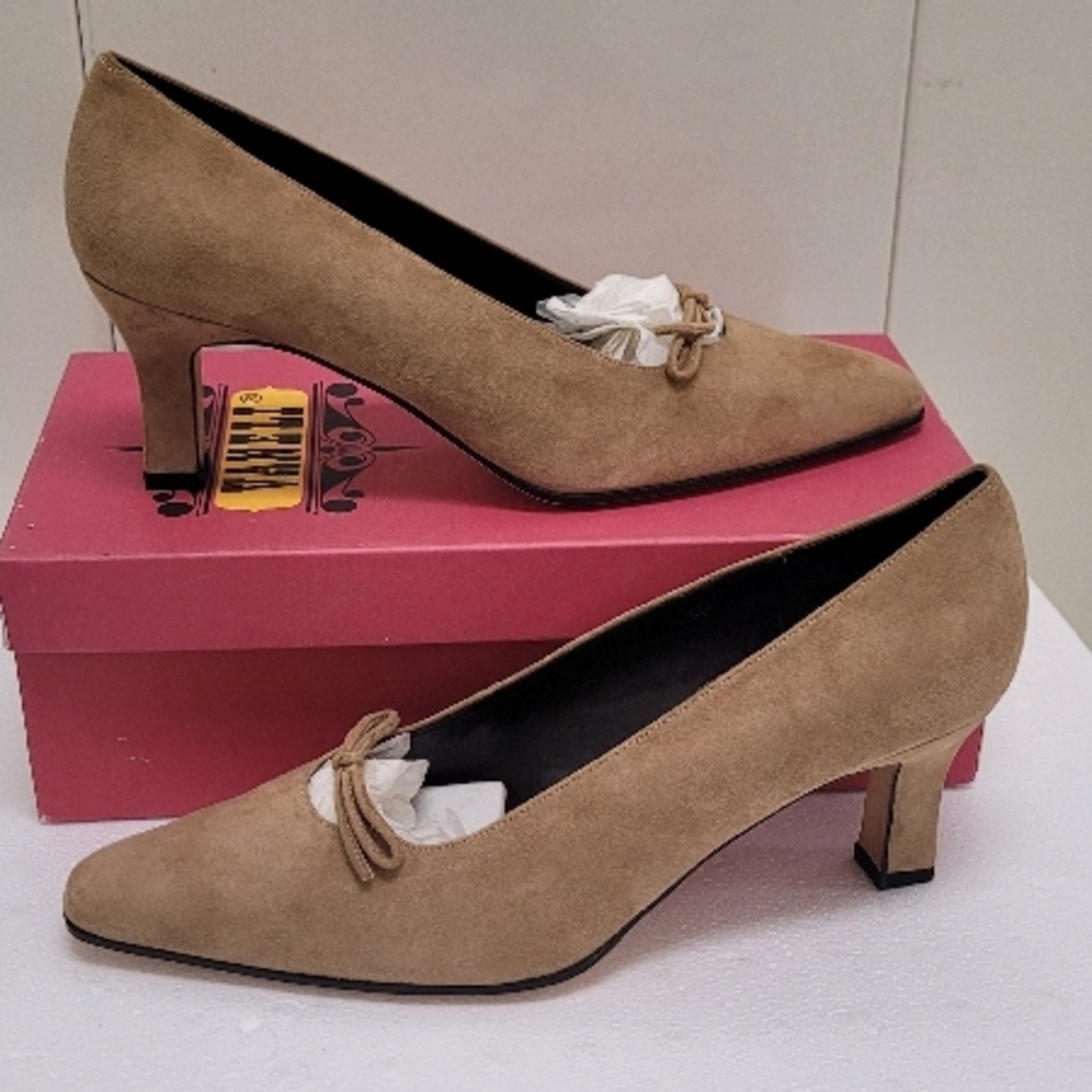 Elegant Beige Women's Heels